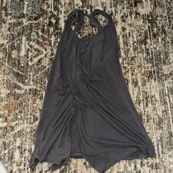 Athleta Open Back tie tank top - Picture 2 of 4